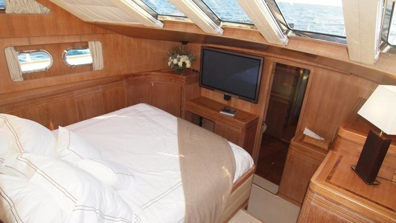 [25m-Yacht-NOON-TEASE]-5799-123.jpg