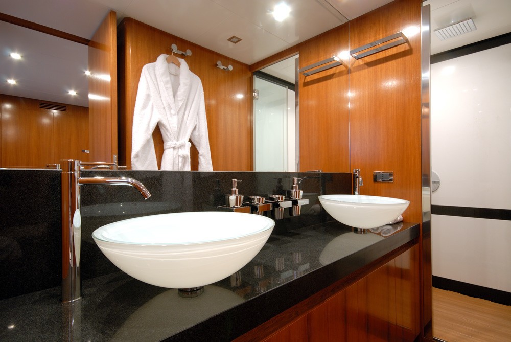 [26m-Yacht-LARMERA]-5899-155.jpg