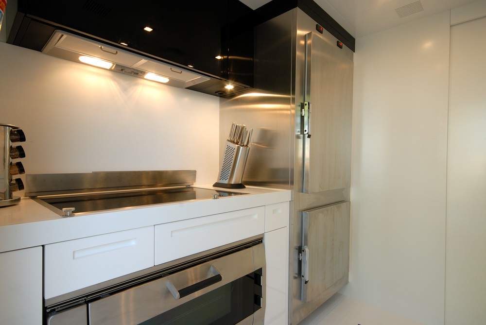 [26m-Yacht-LARMERA]-5899-43.jpg