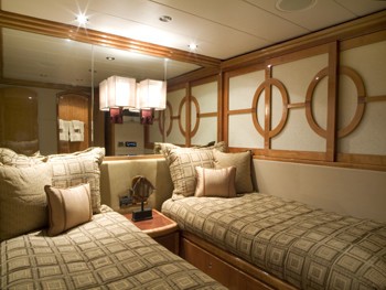 [29m-Yacht-TIGERS-EYE]-5907-21.jpg