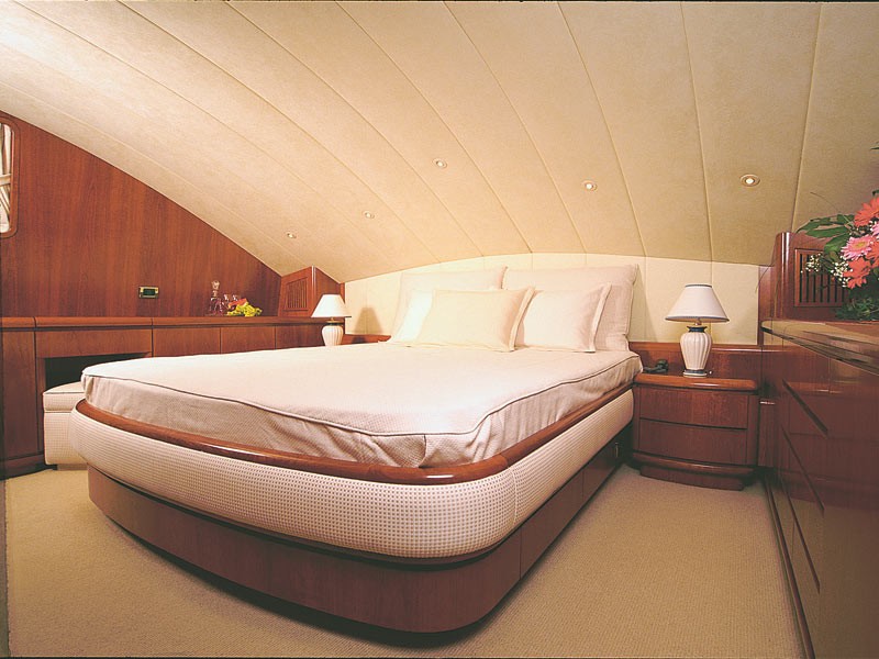 [30m-Yacht-AK]-5763-27.jpg