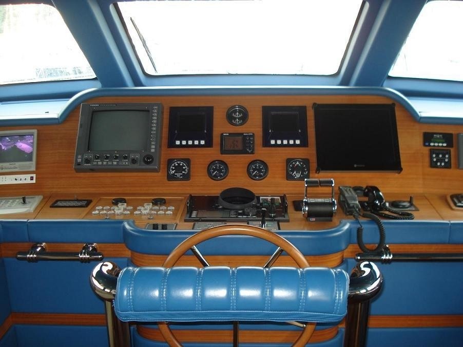 [30m-Yacht-ENIGMA]-5829-164.jpg