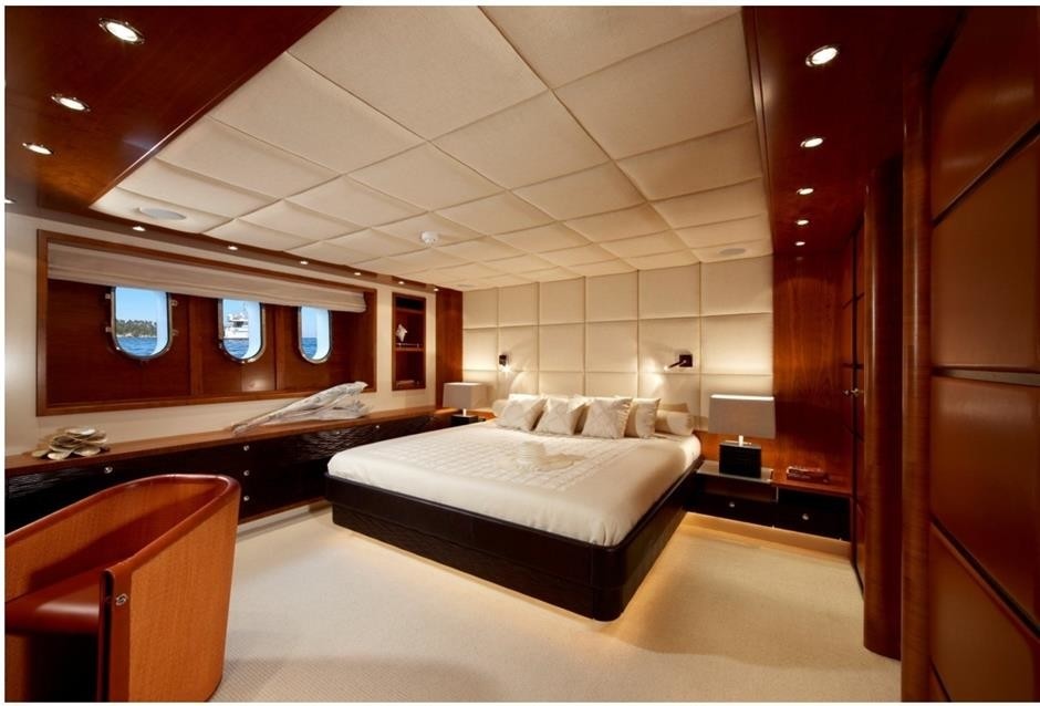[30m-Yacht-MAXIMUS]-5879-107.jpg