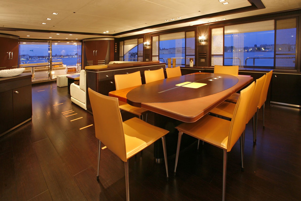 [30m-Yacht-QUID-PRO-QUO]-5806-157.jpg