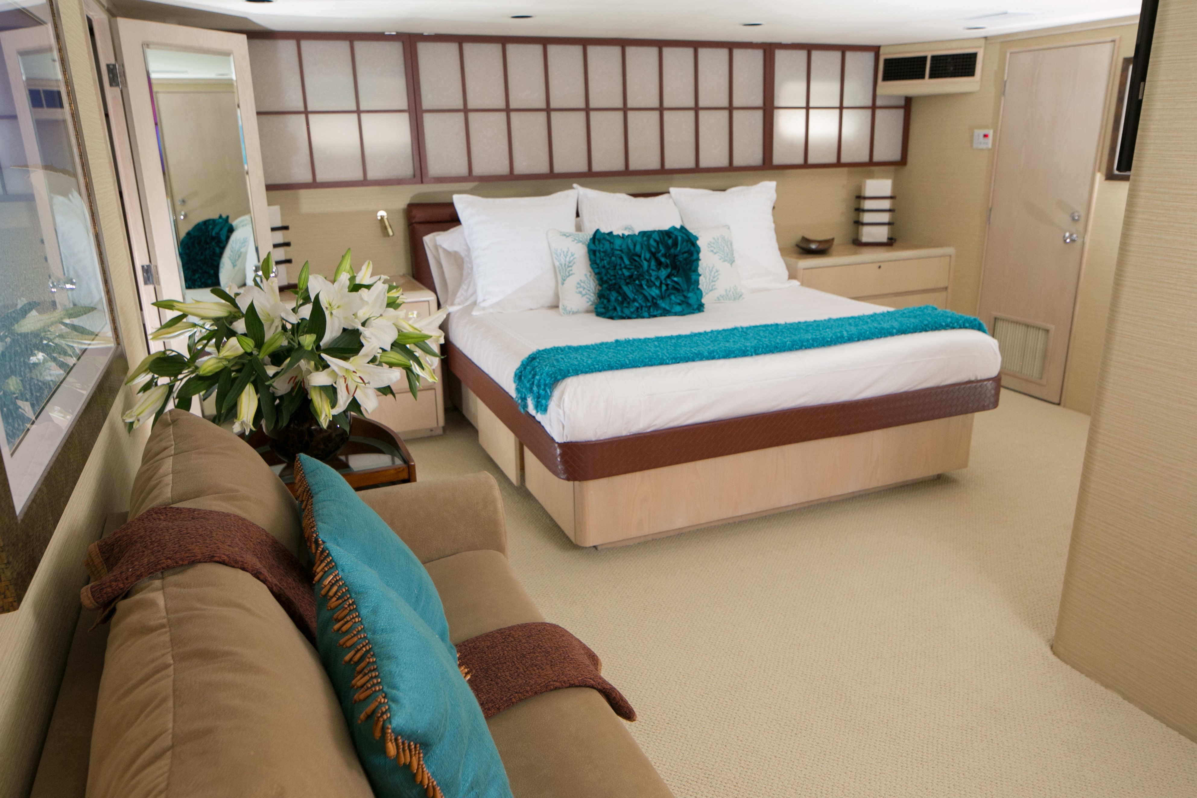 [32m-Yacht-ISLAND-TIME]-5860-145.jpg
