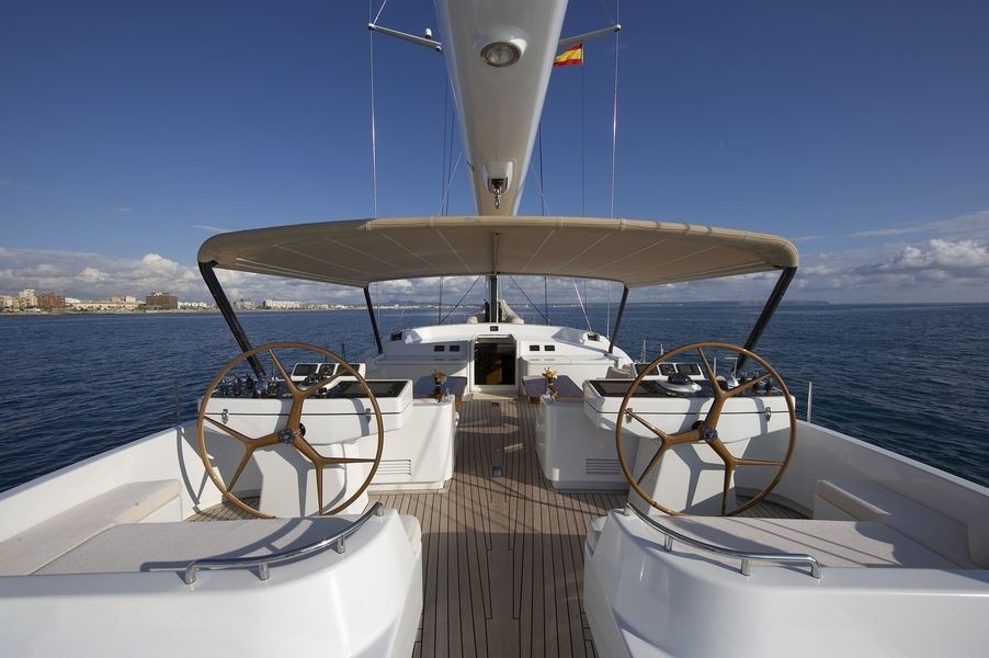 [34m-Yacht-NEPHELE]-5665-168.jpg