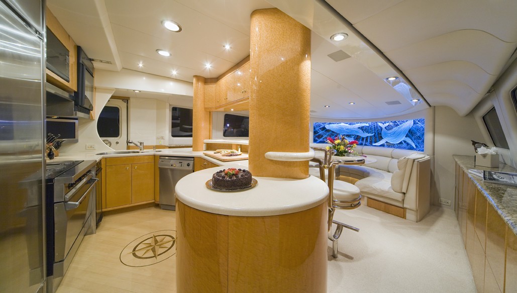 [36m-Yacht-MOONRAKER]-5781-97.jpg