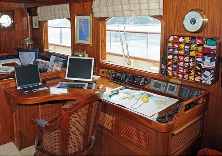 [36m-Yacht-OFELIA]-5664-24.jpg