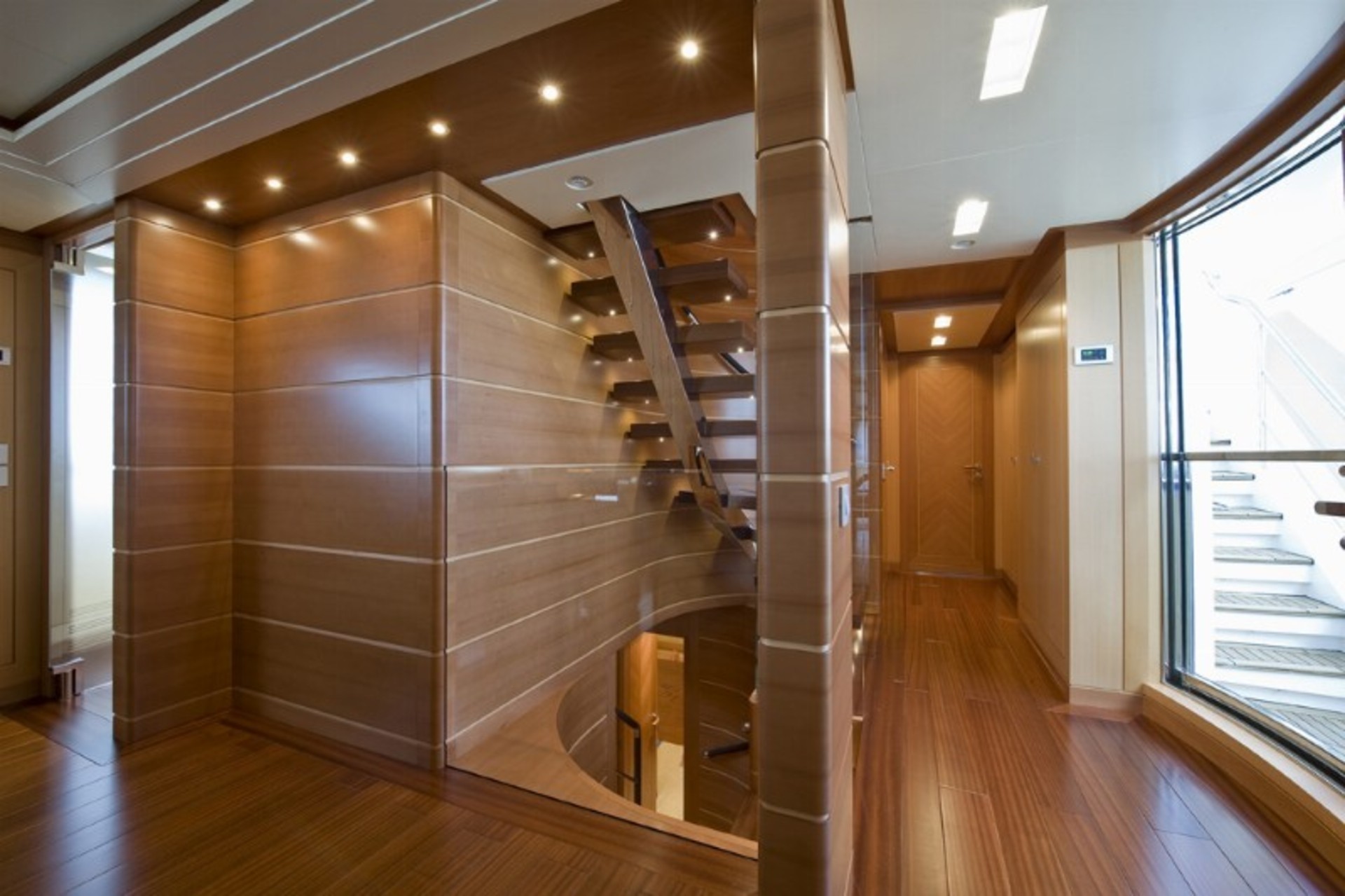[37m-Yacht-ANASTASIA-M]-5925-124.jpg