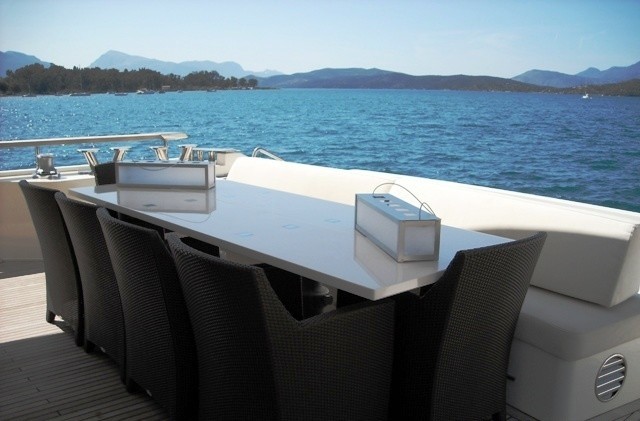 [37m-Yacht-PARENTHESIS]-5692-135.jpg