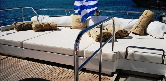 [37m-Yacht-PARENTHESIS]-5692-23.jpg