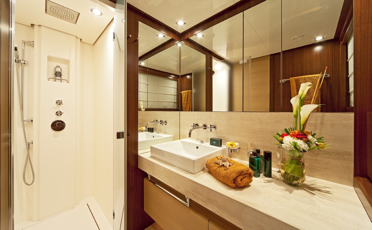 [37m-Yacht-SOIREE]-5971-128.jpg