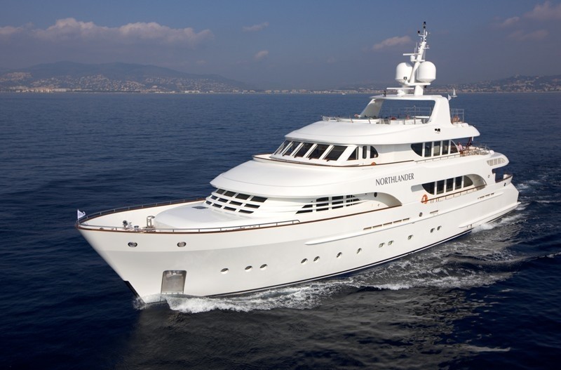 [38m-Yacht-NORTHLANDER]-5918-220.jpg