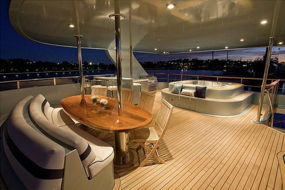 [38m-Yacht-PLATINUM]-5827-88.jpg