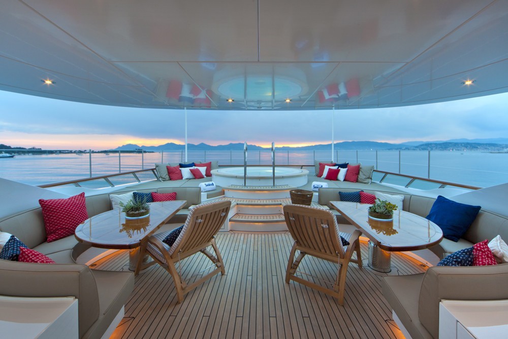 [39m-Yacht-REVELRY]-5658-109.jpg