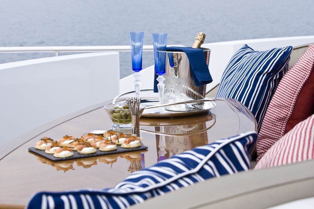 [39m-Yacht-REVELRY]-5658-129.jpg