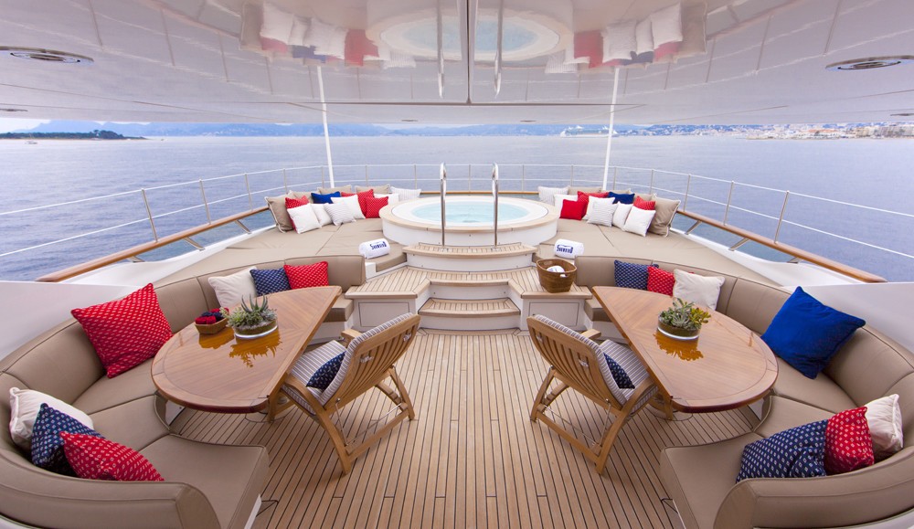 [39m-Yacht-REVELRY]-5658-82.jpg
