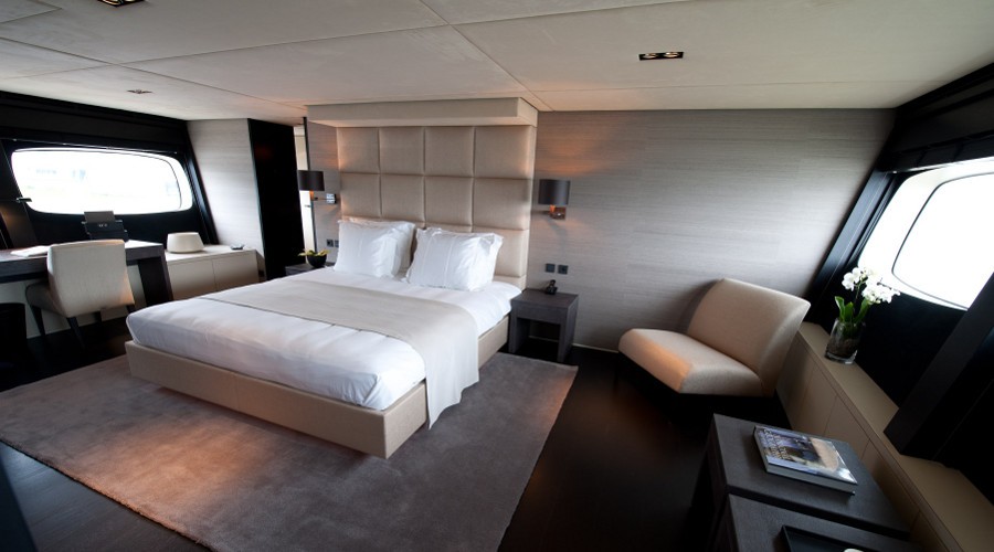 [43m-Yacht-LATITUDE]-5972-30.jpg
