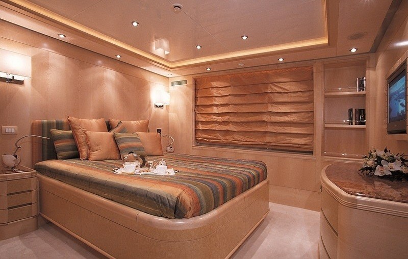 [45m-Yacht-MORE]-5804-109.jpg