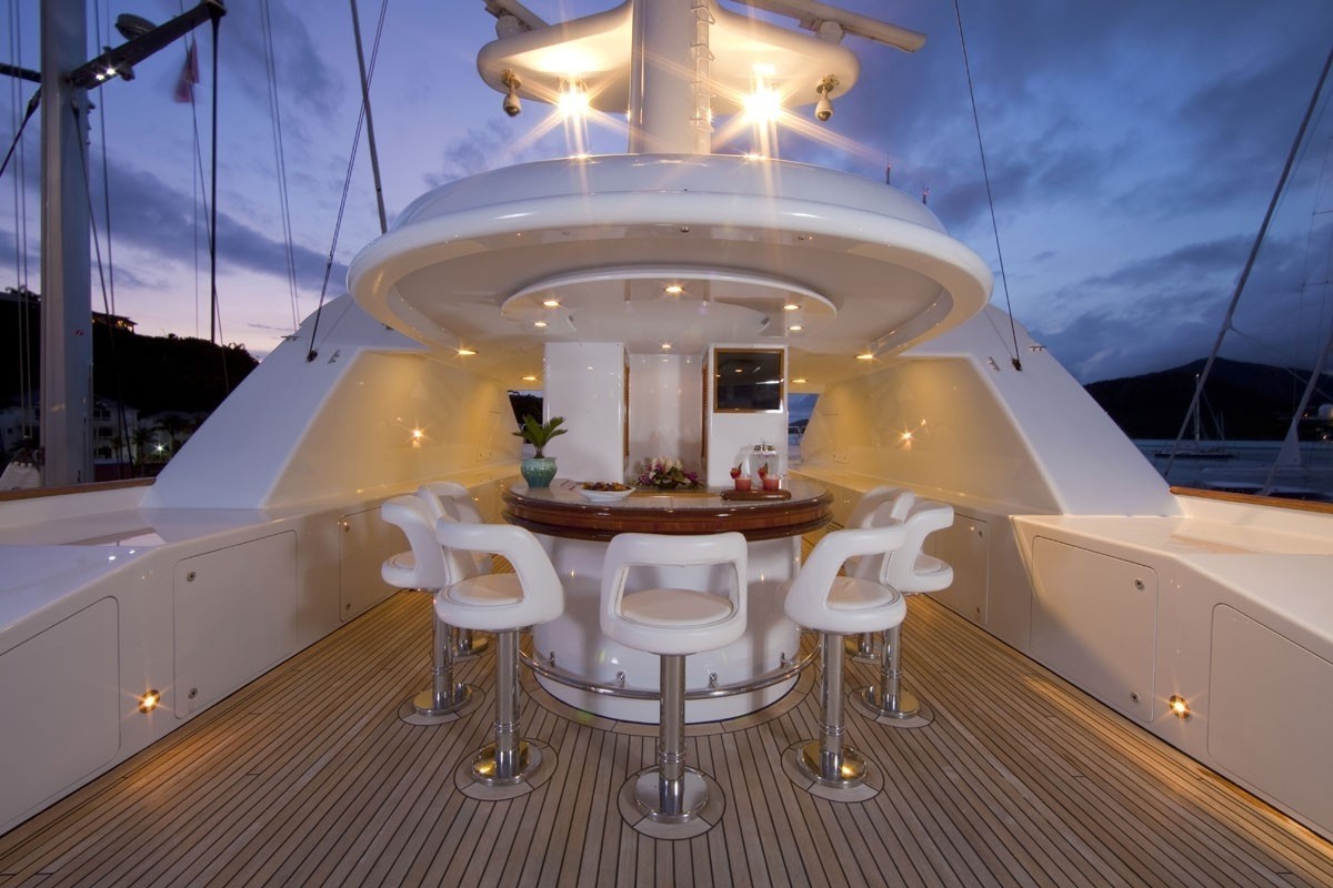 [54m-Yacht-HUNTRESS-II]-5647-117.jpg