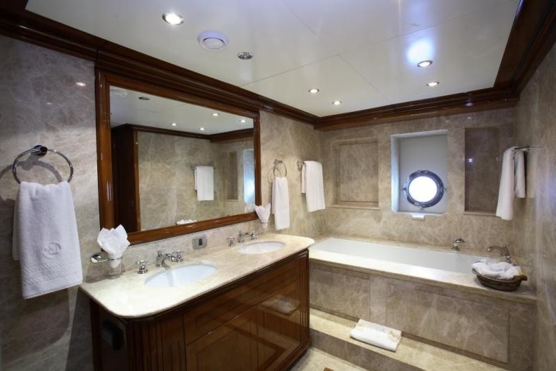 [57m-Yacht-MONTIGNE]-5653-176.jpg