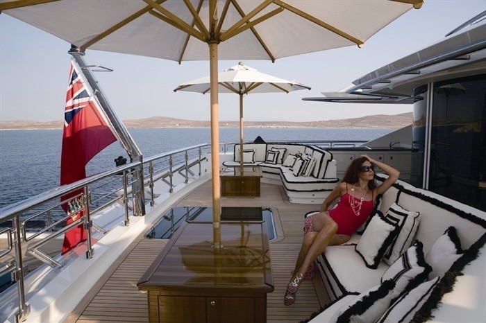 [82m-Yacht-ALFA-NERO]-5707-43.jpg