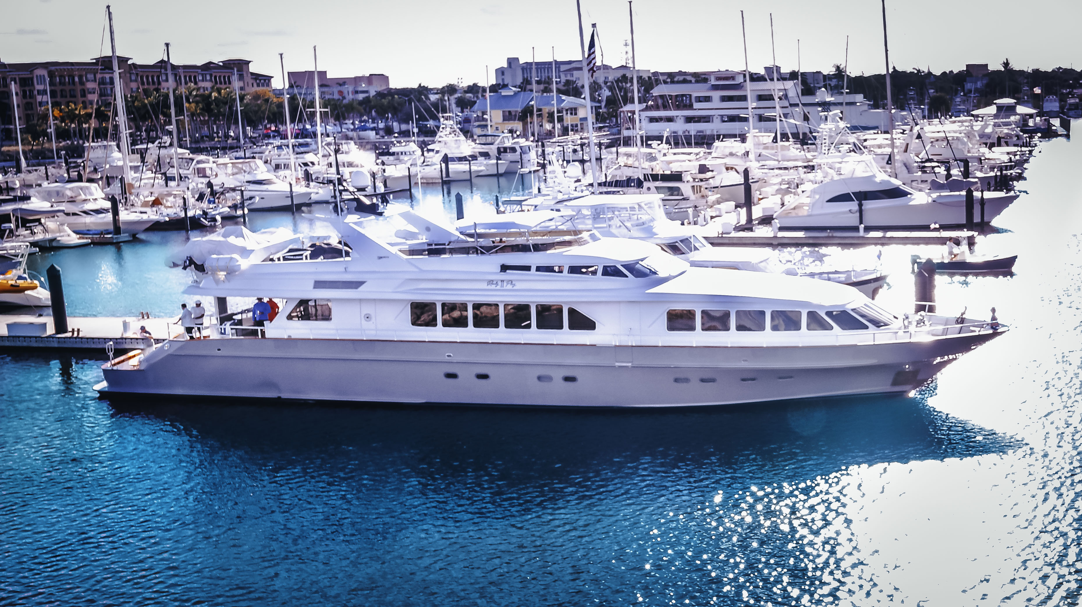 101 Super yacht READY II PLAY.jpg