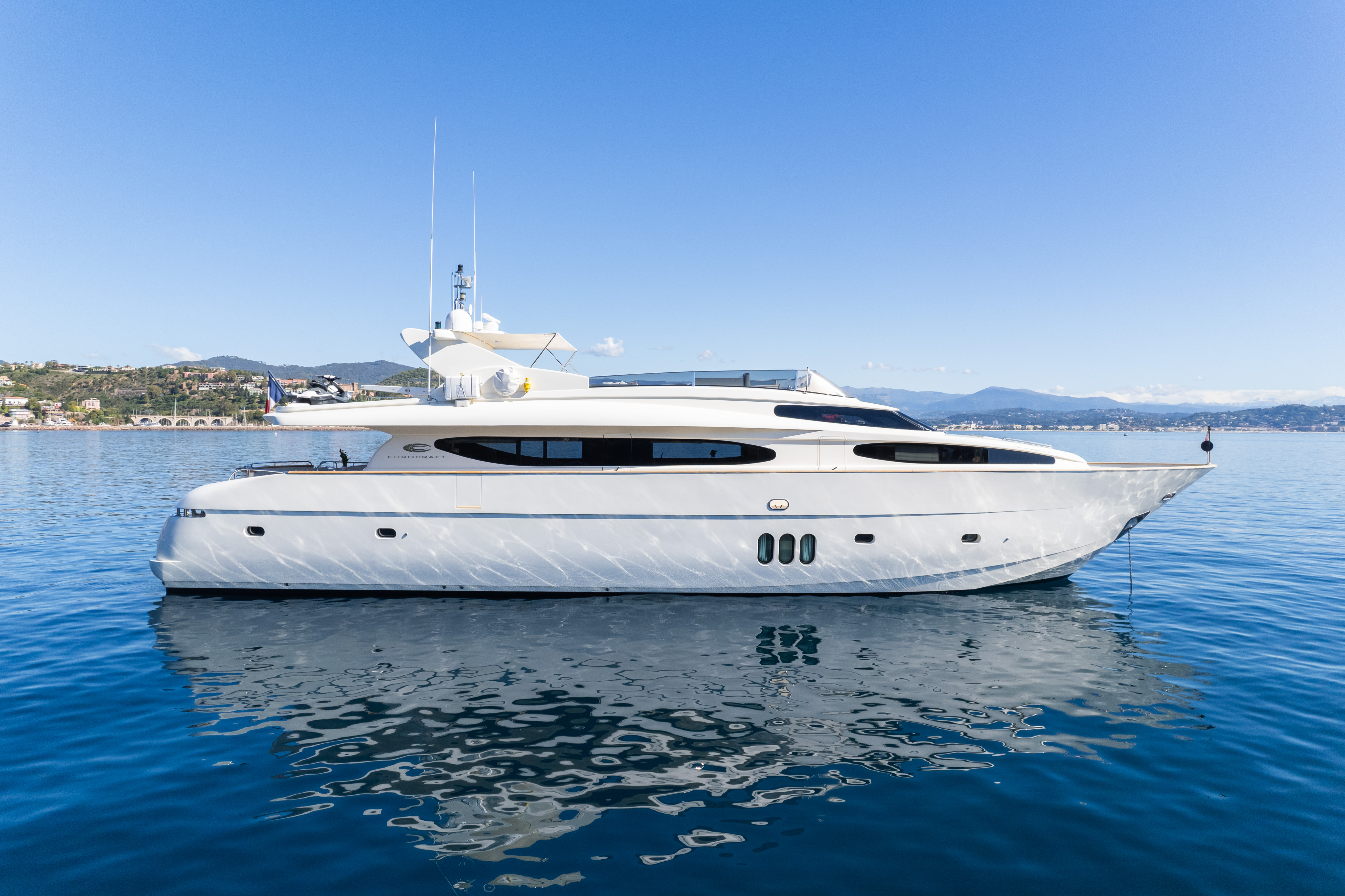 101 Superyacht BEIJA FLORE.jpg