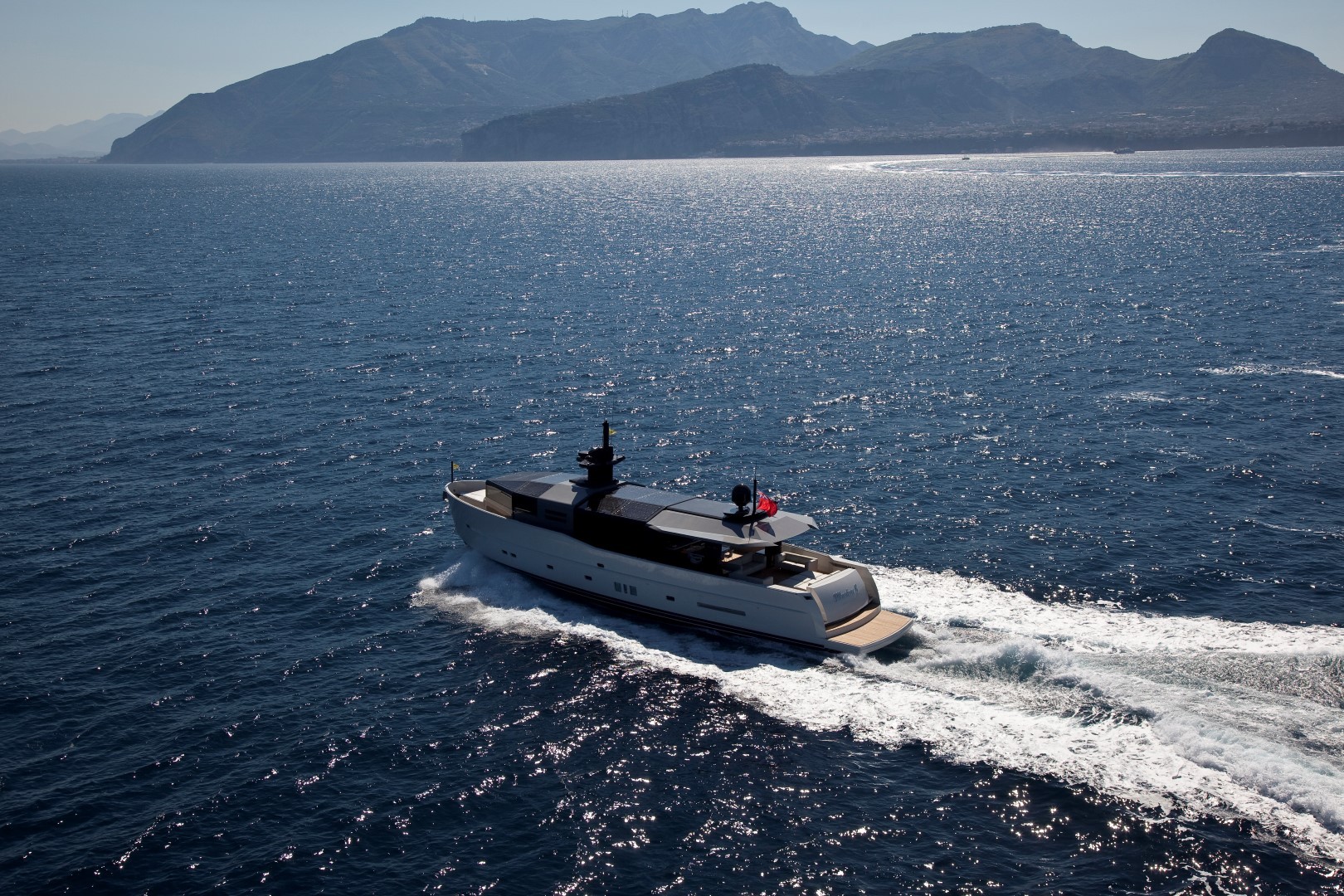 102 Luxury yacht ETERNITY 44.jpg