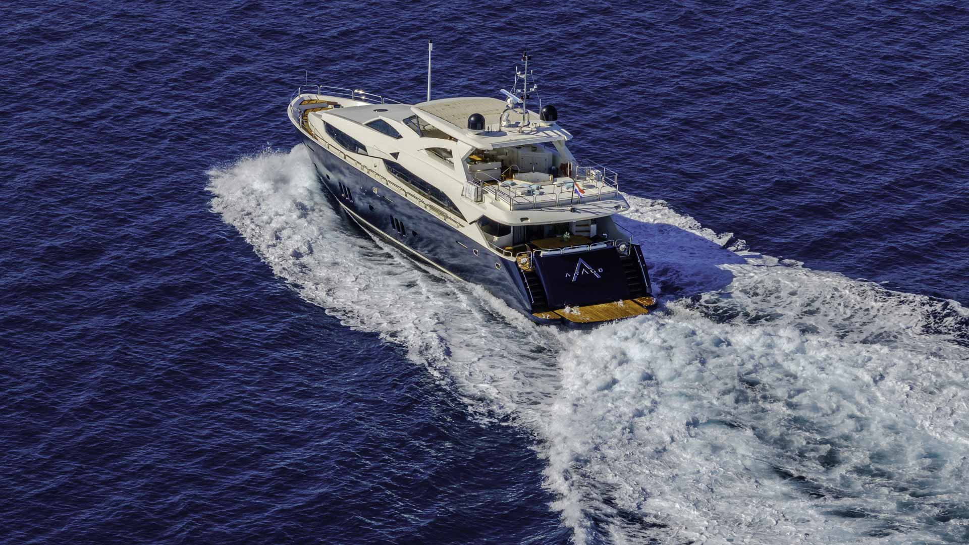 201 View of Stern.jpg