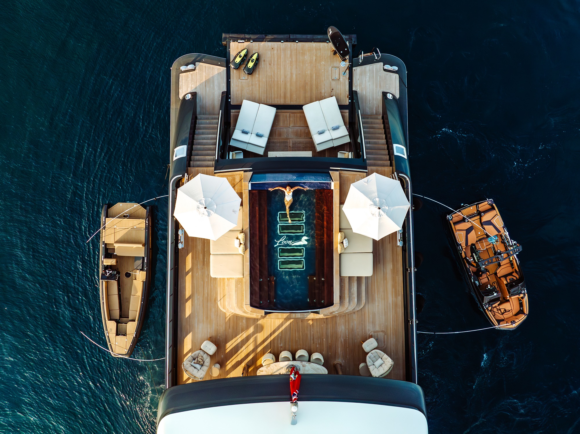 203 Aerial view of Main deck.jpg