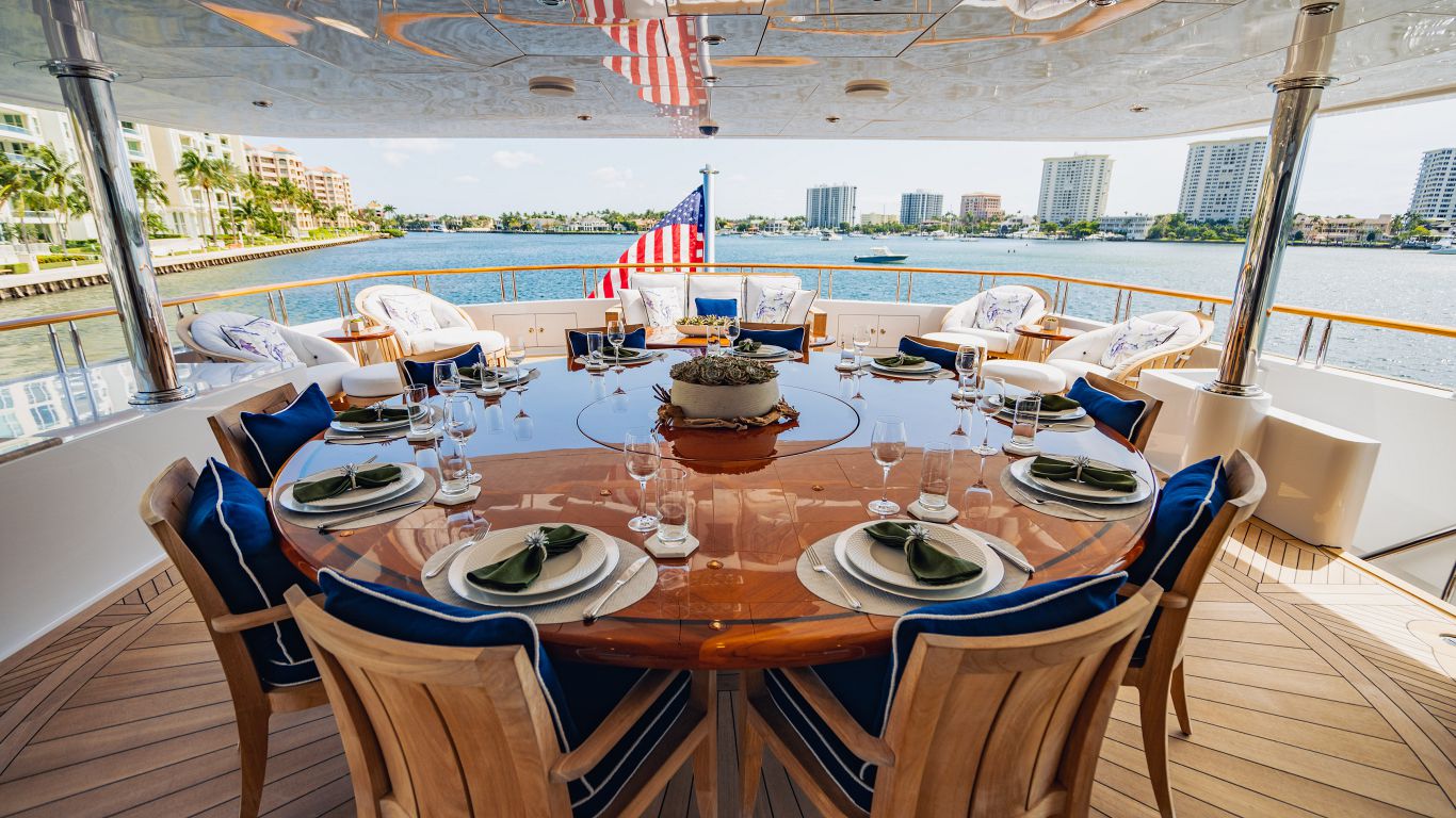 204 Bridge deck dining alternative view.jpg