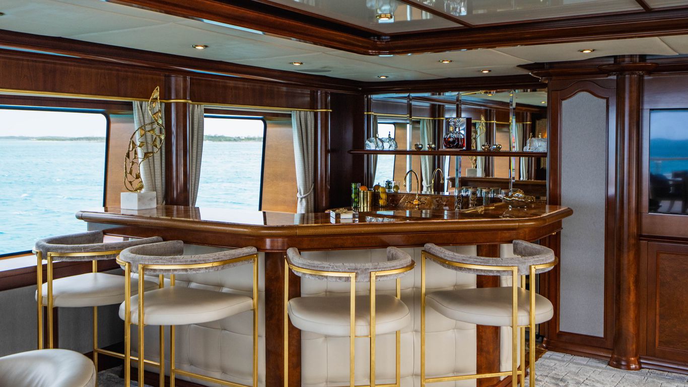 302 Bar on Bridge deck.jpg