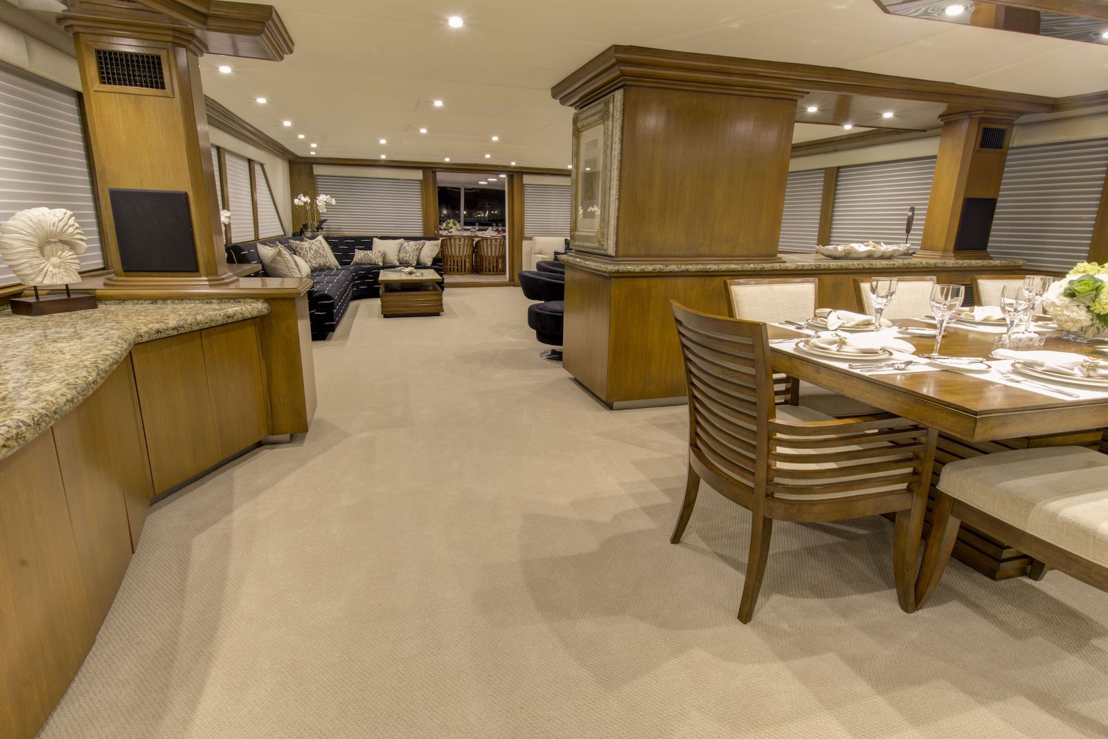 Dining Salon Looking Aft.jpg