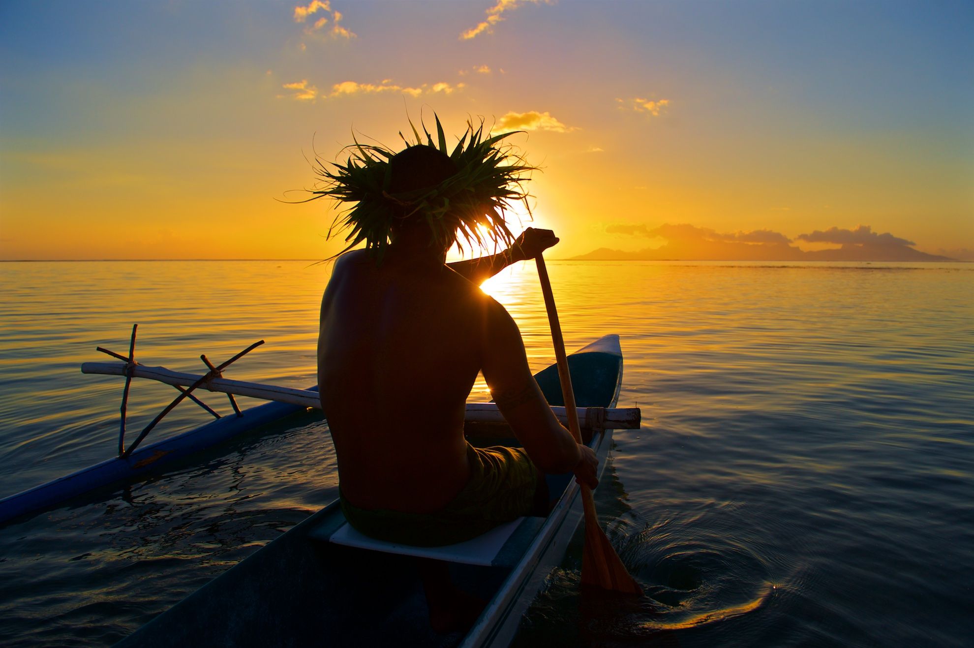 Explore Tahiti aboard a luxury yacht .jpg