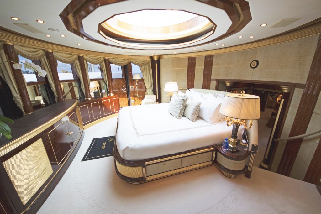 Guest cabin  4.jpg