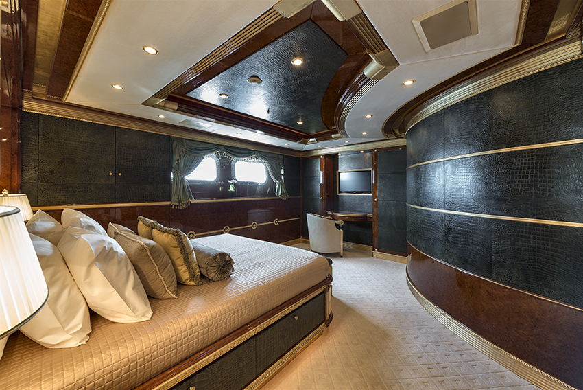 Guest cabin  9.jpg
