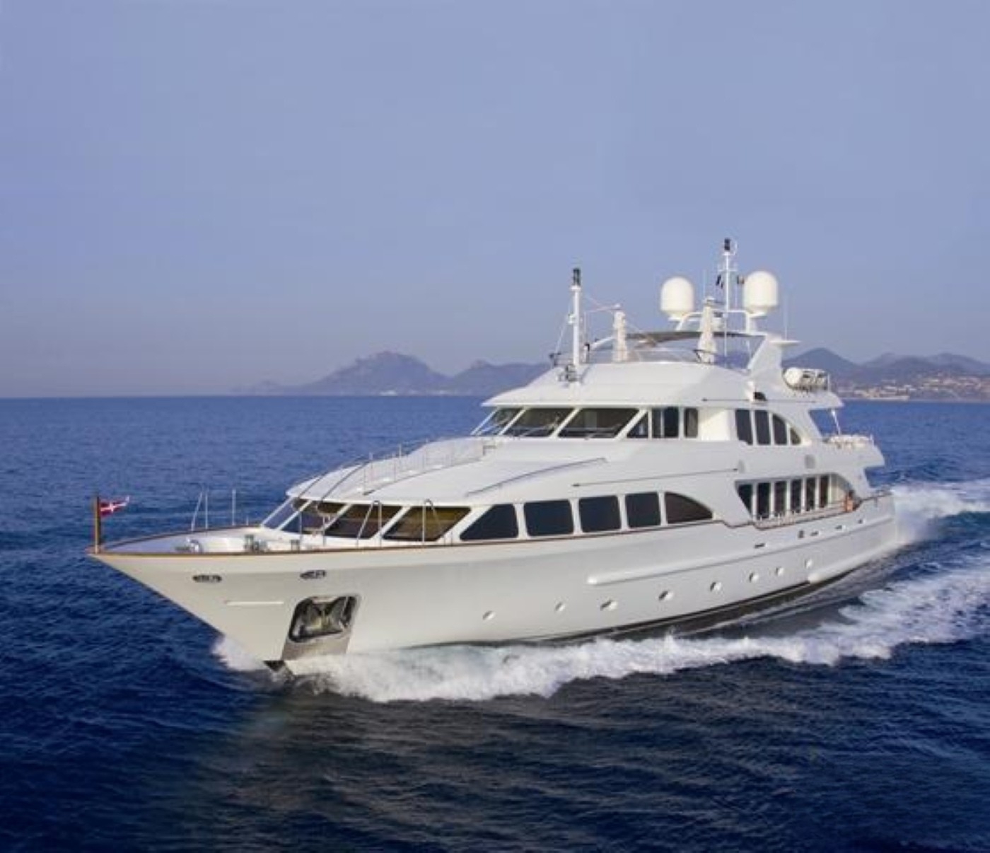 Luxury Superyacht MAMMA MIA.jpg