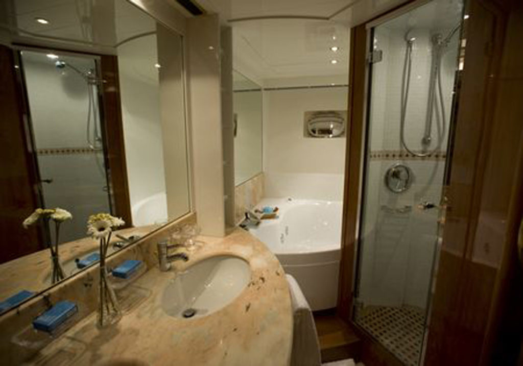 Master-bathroom6-1024x717.jpg
