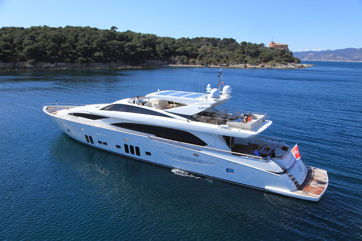 Motor yacht ARION -  Main.jpg