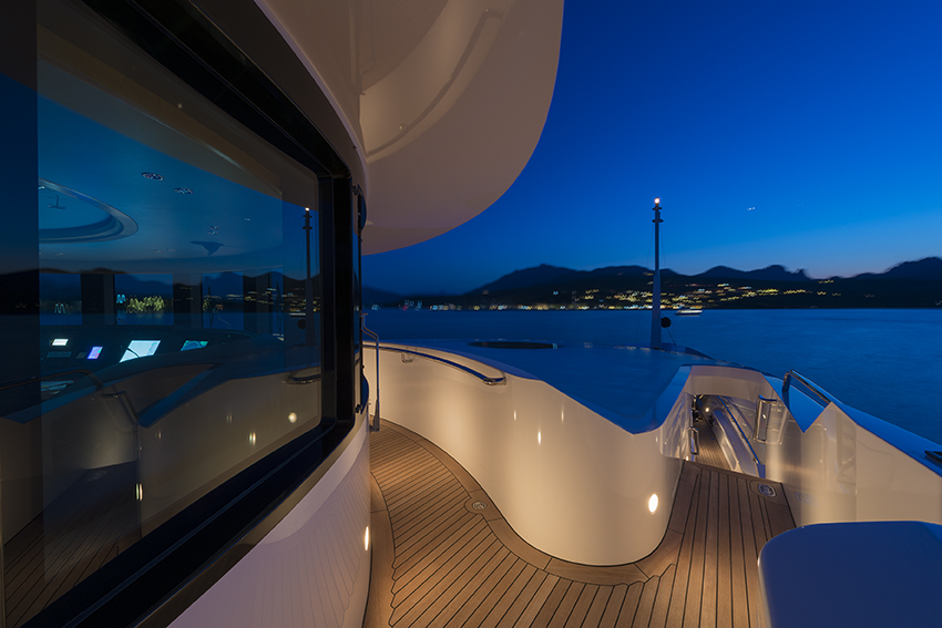 Outdoor area at night 13.jpg
