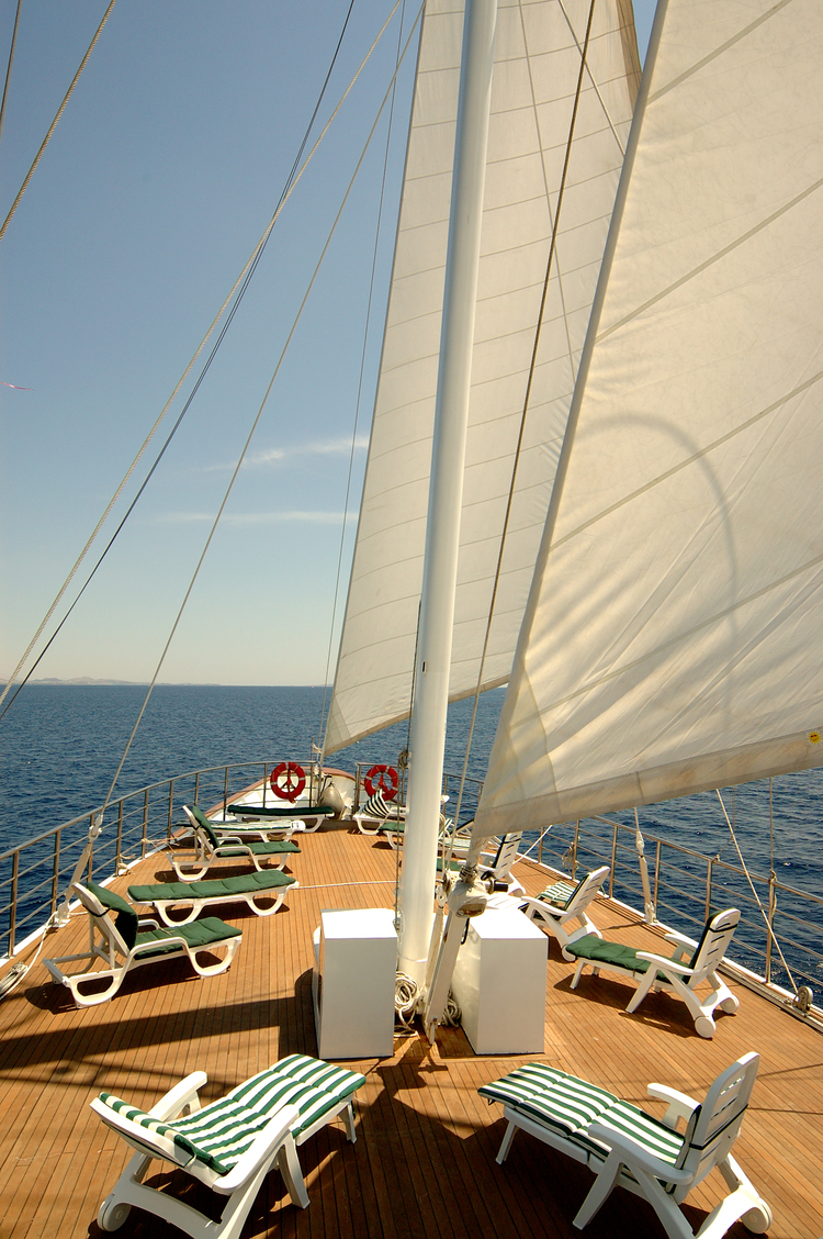 Panorama-II_Sun-Deck.jpg