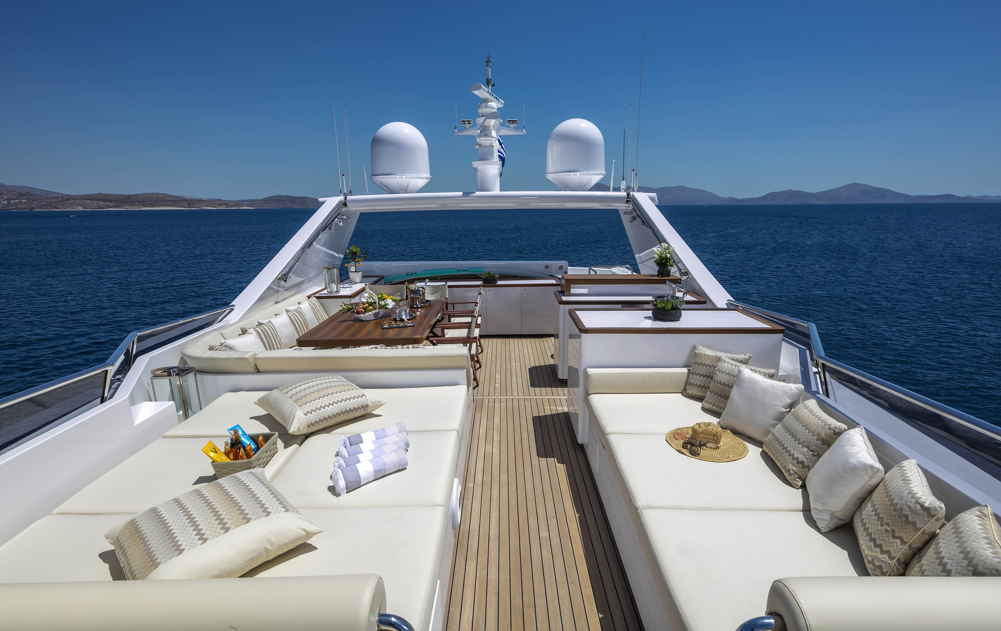 Sundeck  3.jpg
