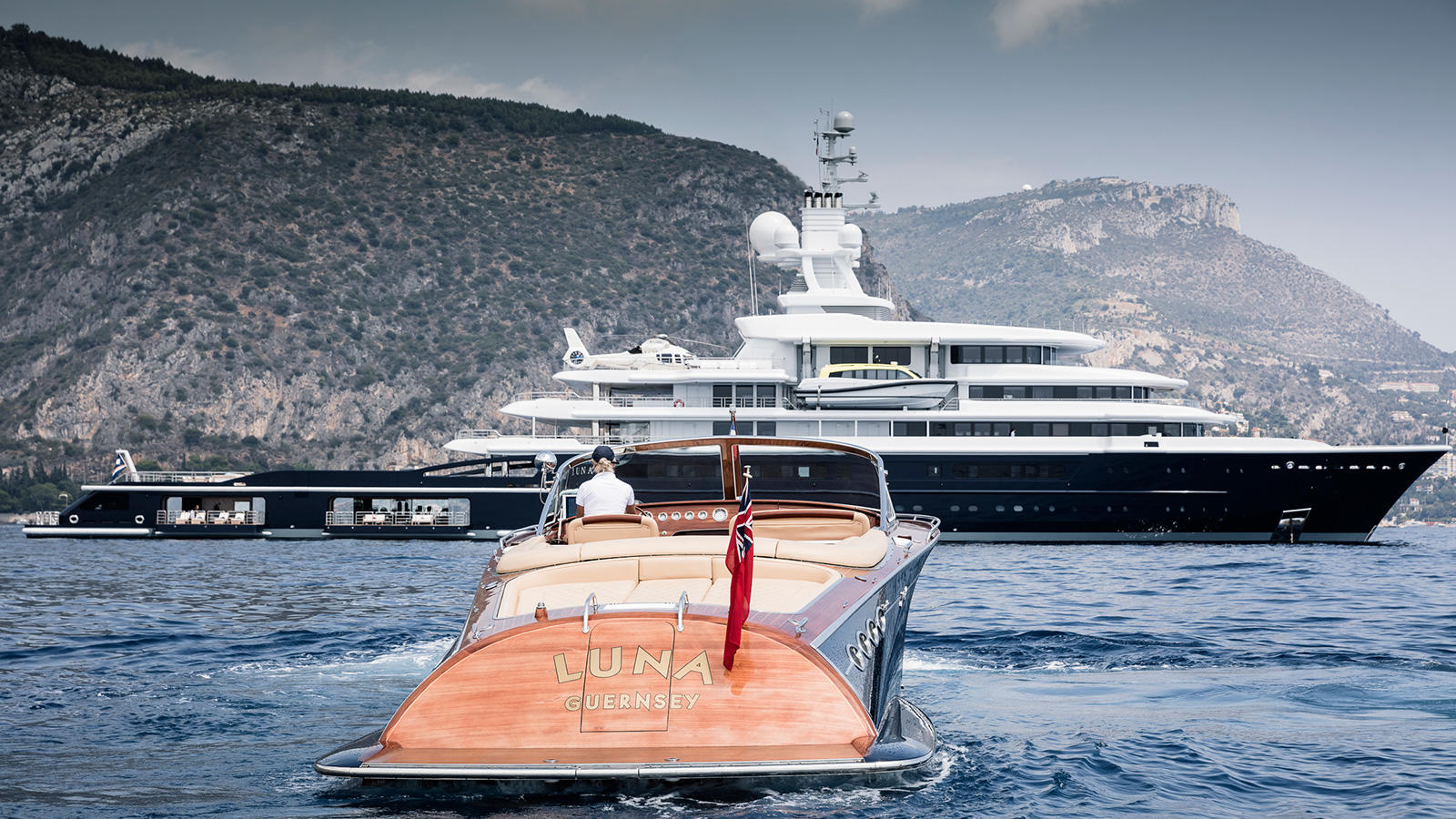 Superyacht-Luna-lloyd-werft-side-view-tender-credit-Guillaume-Plisson-1600x900.jpg