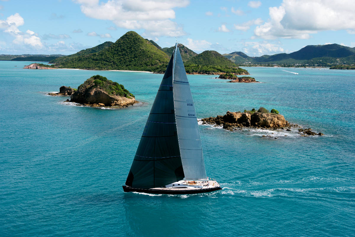 Virago_sailing-islands.jpg