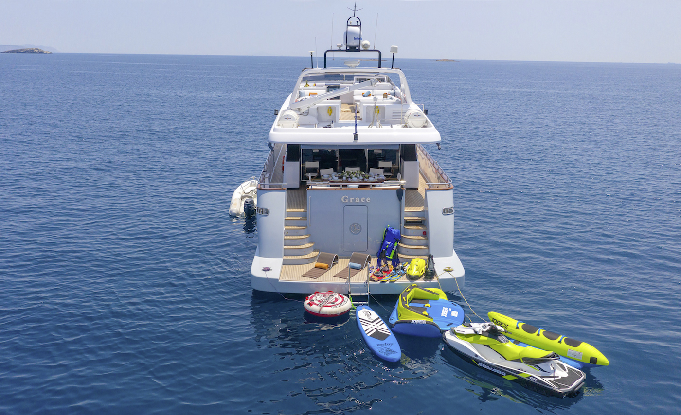 aft view with water toys.jpg