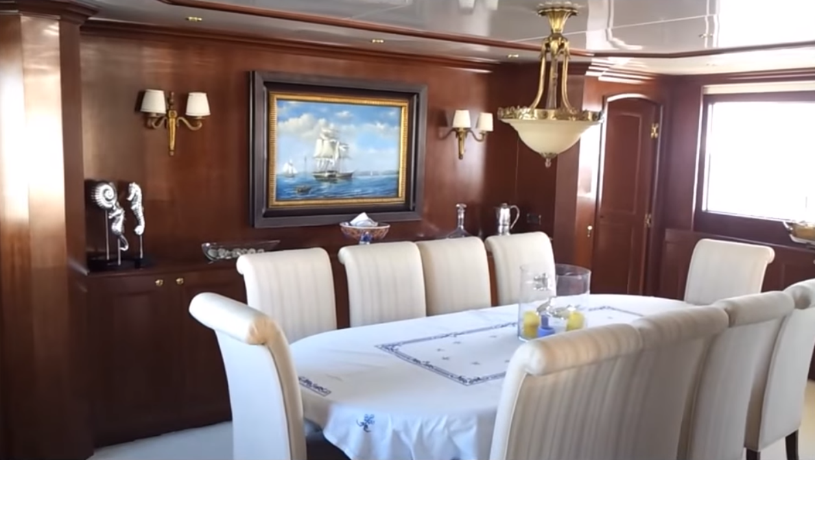dining area.png