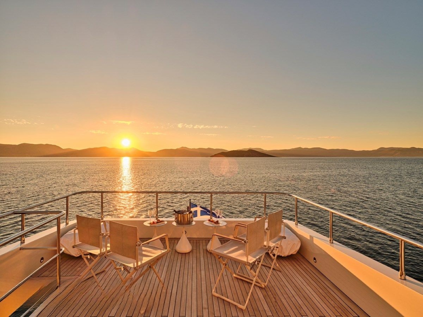 exterior relaxation with sea views 01.jpg