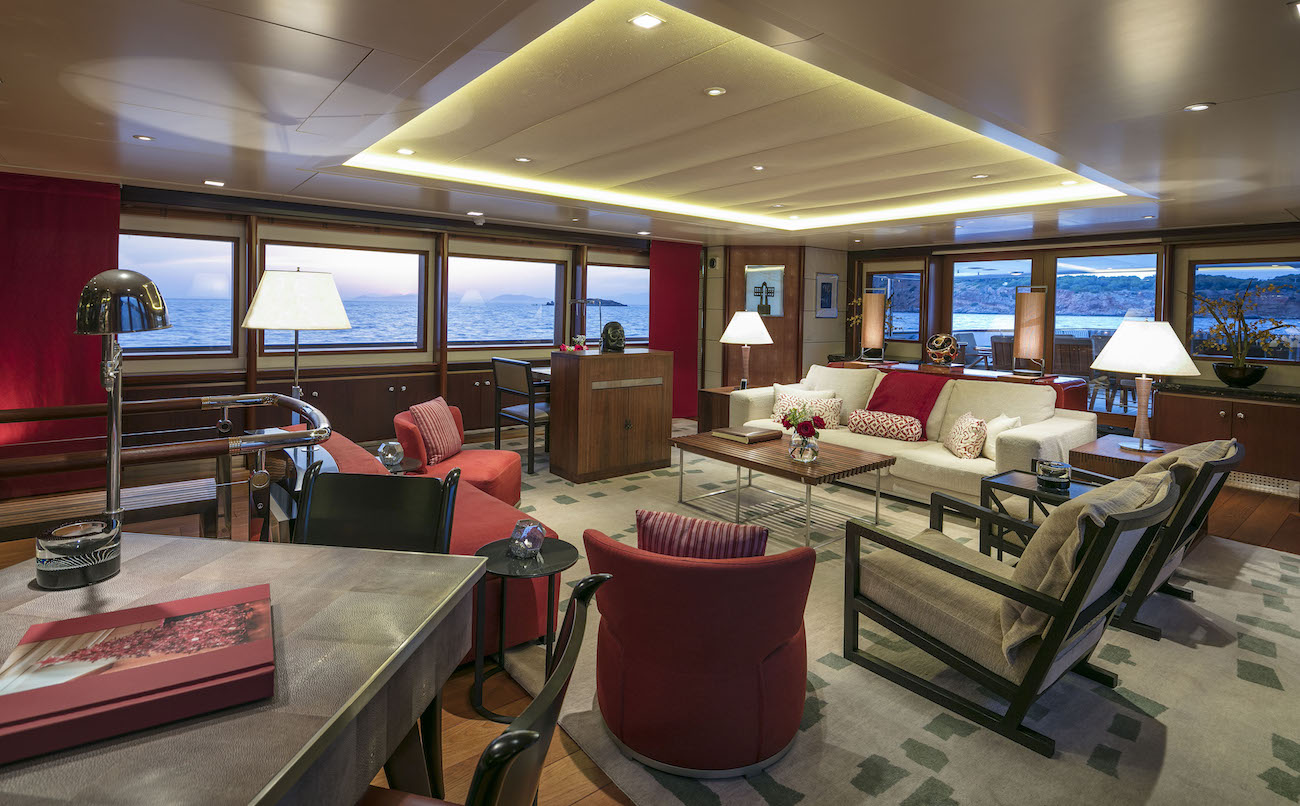 main deck saloon area.jpg