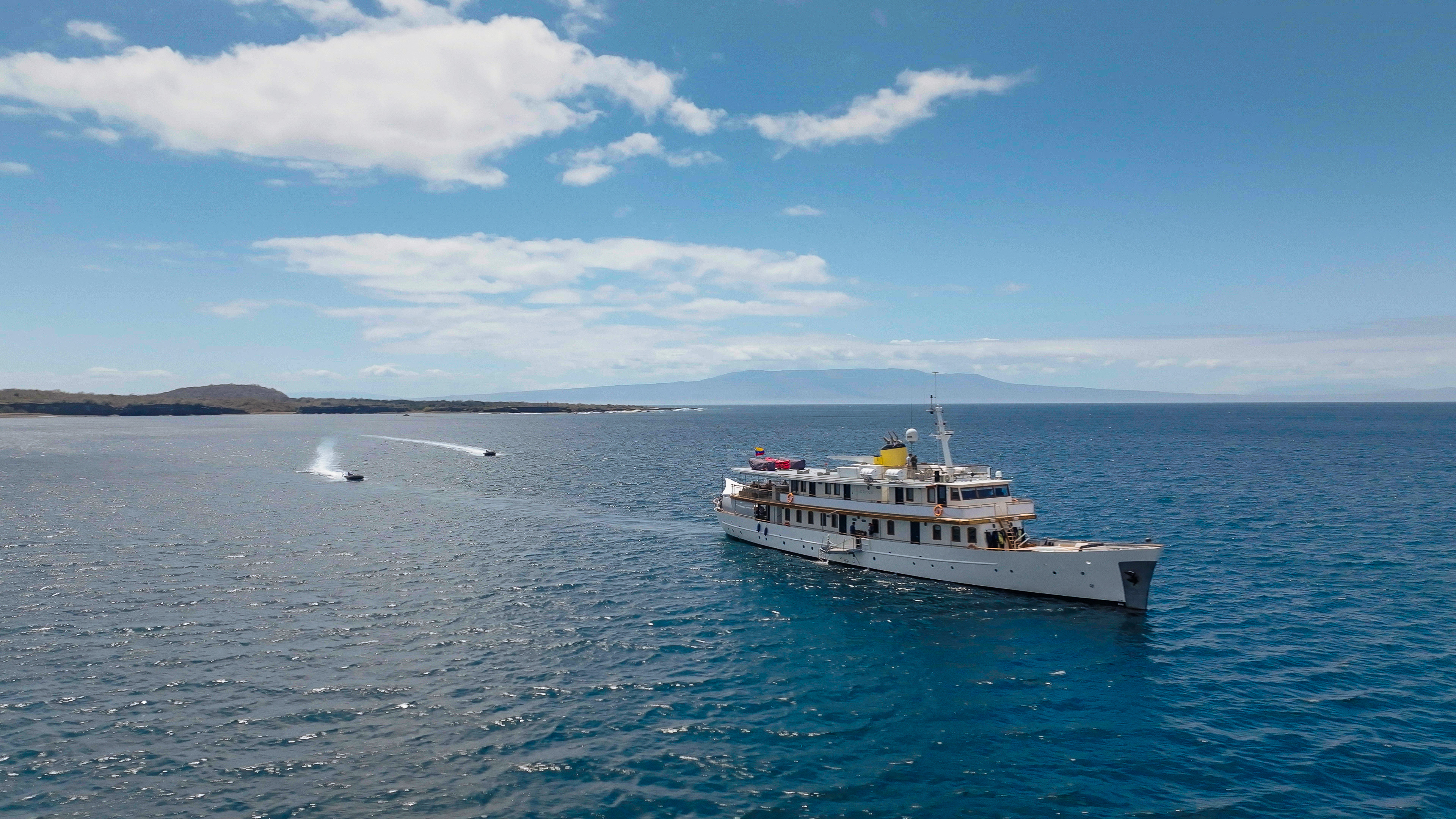 motor yacht GRACE.jpg